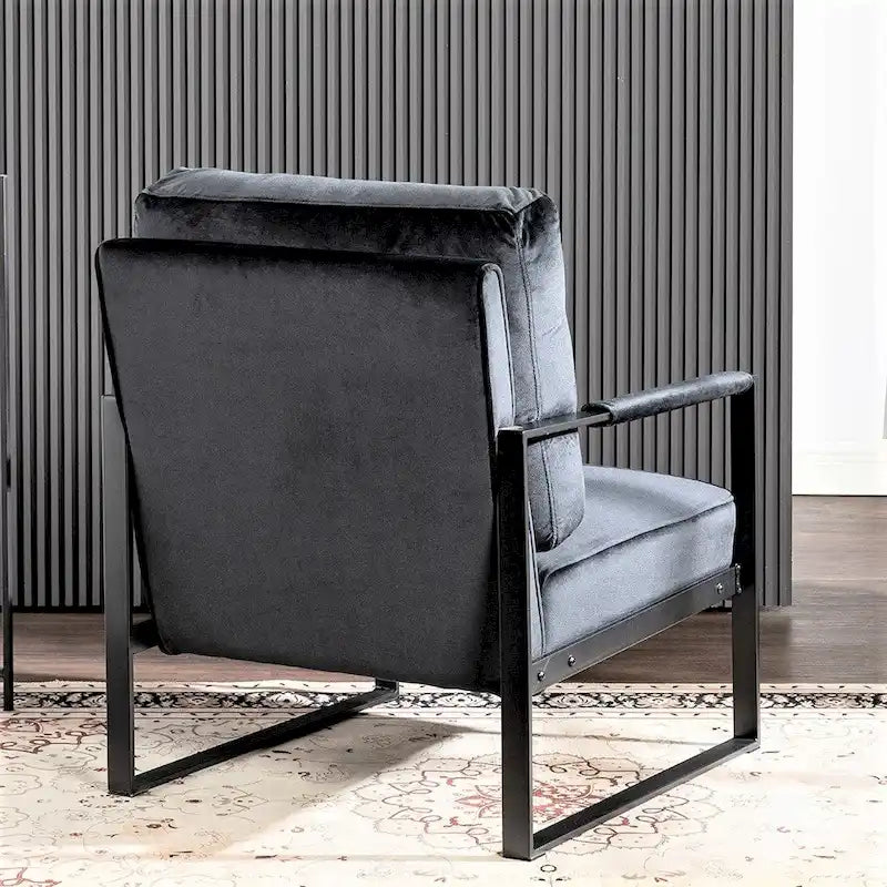Fauteuil moderne de mi-siècle en velours avec structure en métal brossé noir et coussin en mousse