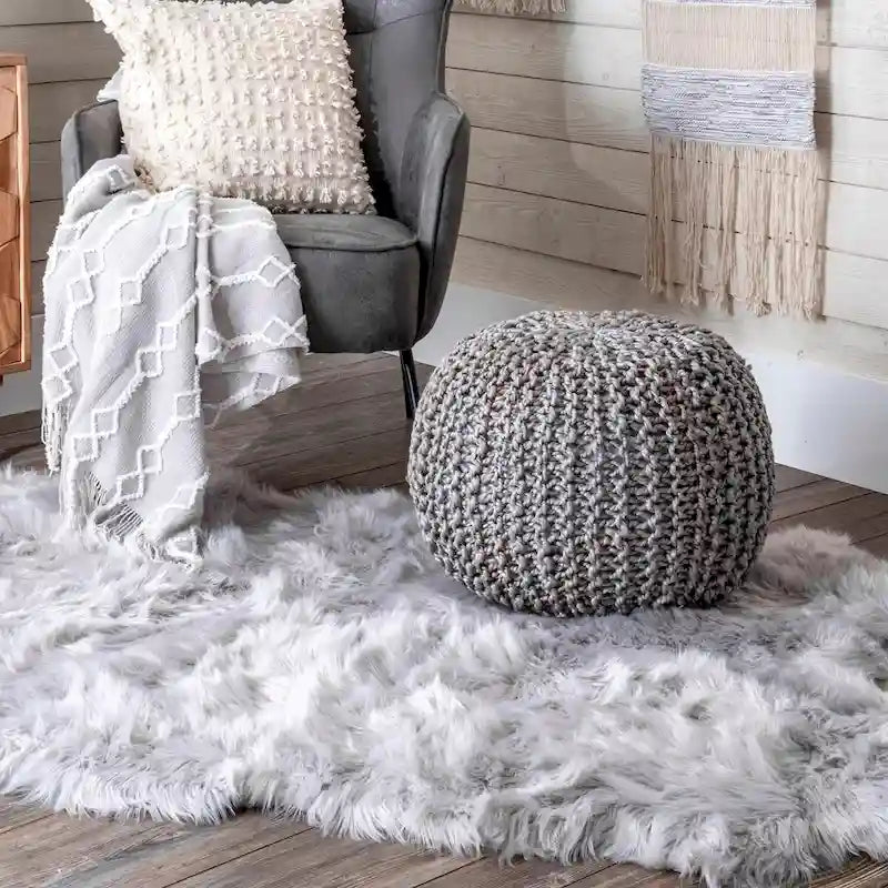 Pouf ottoman classique en jute tricoté uni